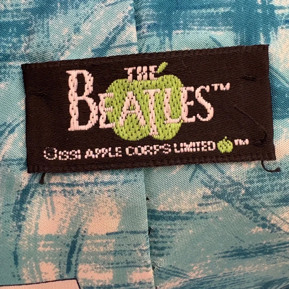 The Beatles Lucy in the Sky with Diamonds Silk Tie 1967 Licensed Mens‎